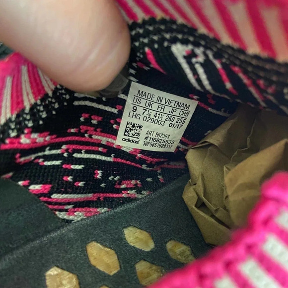 adidas NMD R1 Primeknit Pink Rose‎ Womans 9 - Picture 6 of 7